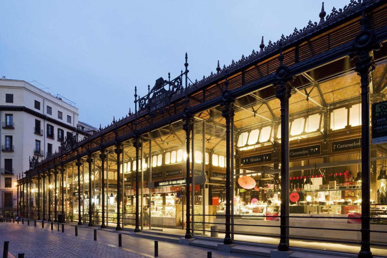 マドリード La Reina De Gran Via - Parking Tph Bed & Breakfast エクステリア 写真
